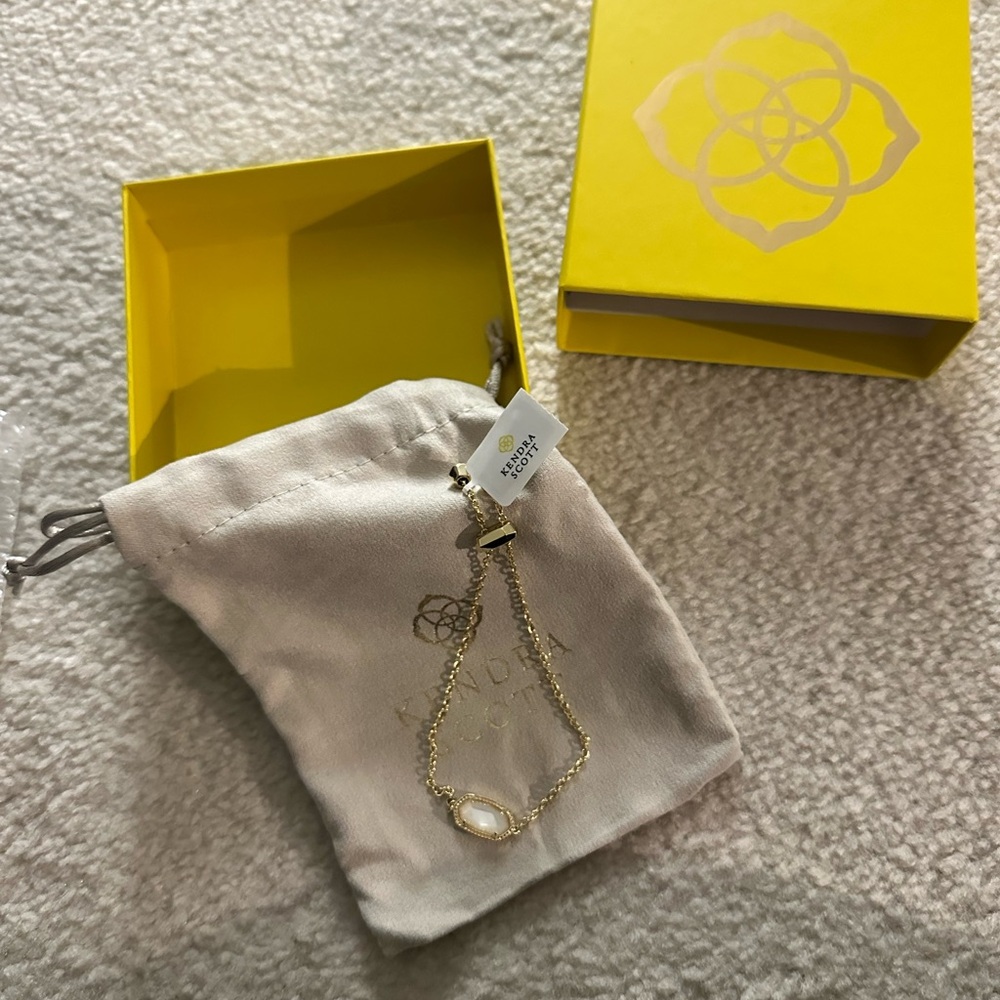 Kendra Scott Gold adjustable bracelet